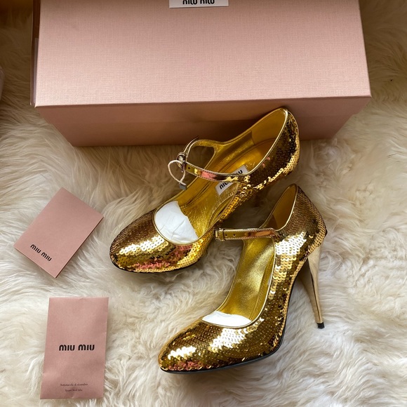 New with tag authentic Miu Miu sequin heels